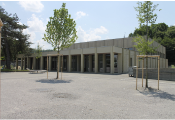 Schulhaus Kleefeld - Hier ging ich sieben Jahre in die Schule | Quelle: Stadt Bern | Screenshot