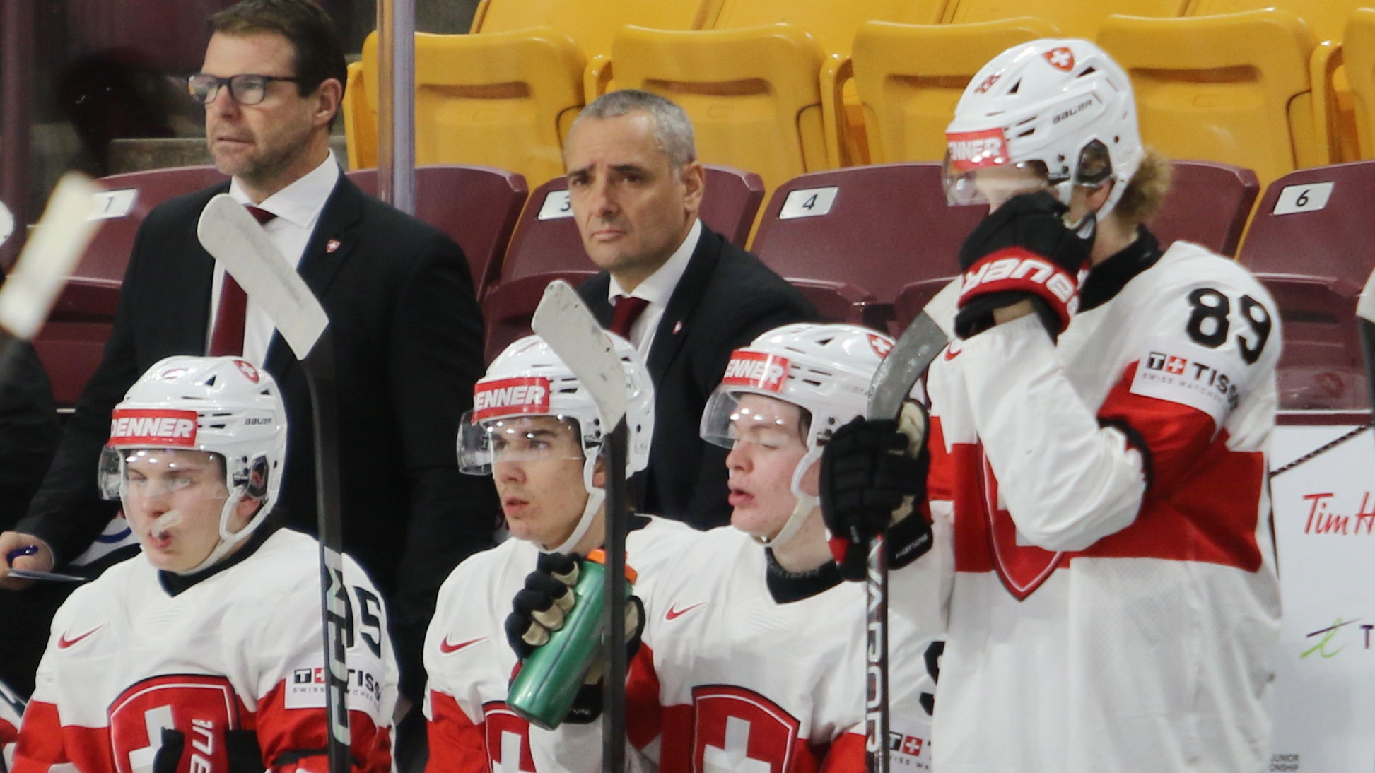 SUI U20 Head Coach Jan Cadieux, World Juniors 2026 QF CZE- SUI, 3M Arena at Mariucci, Minneapolis | Quelle: © Puckfans.at / Andreas Robanser